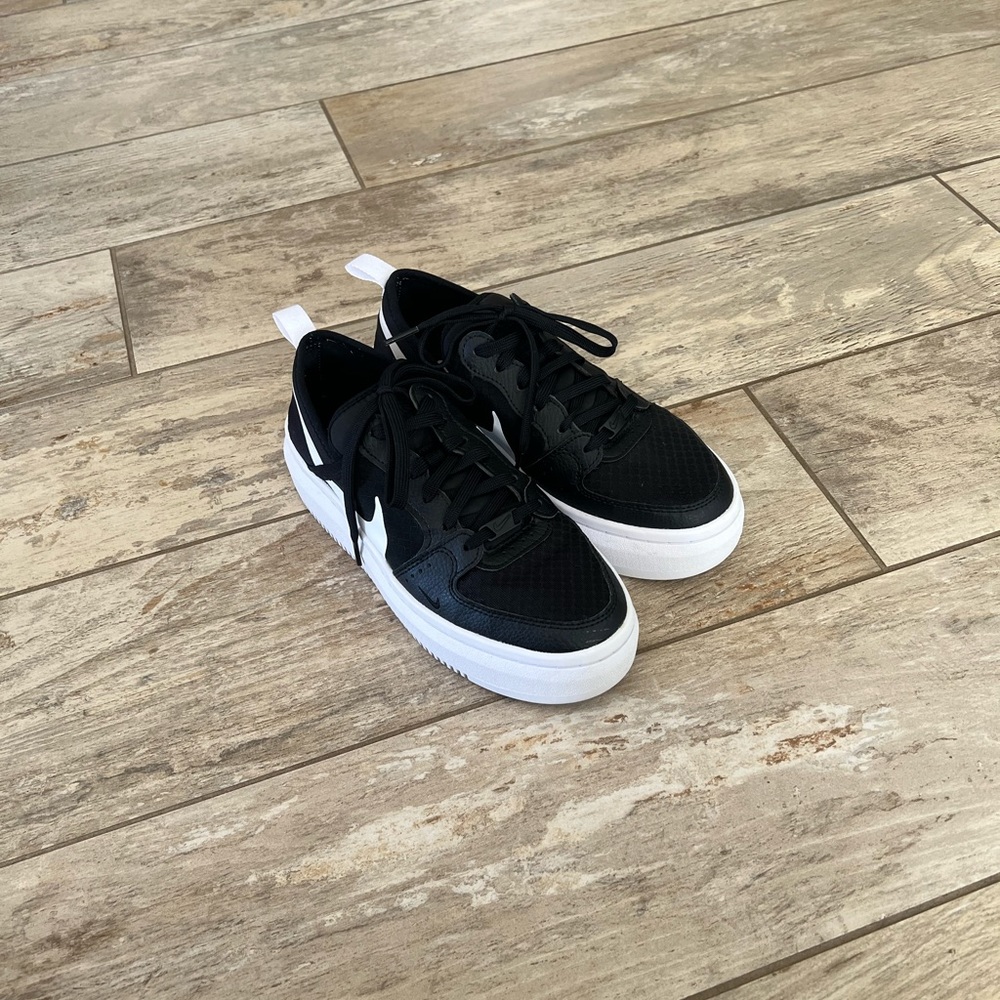 Women's Court Vision Alta Sneaker, Size 7